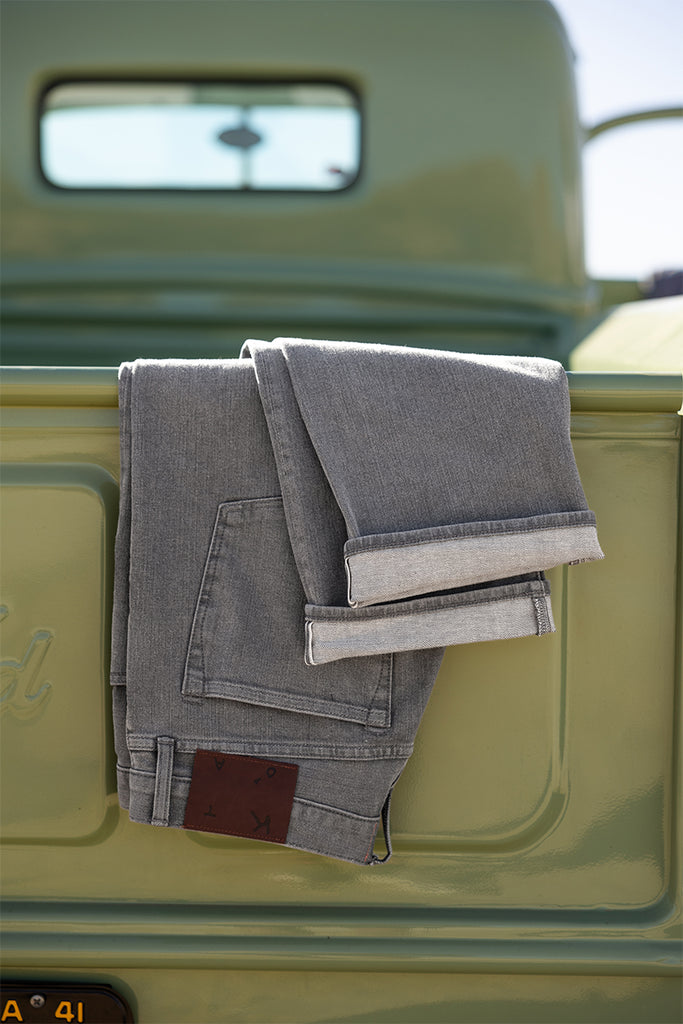straight-selvedge-jeans-granite
